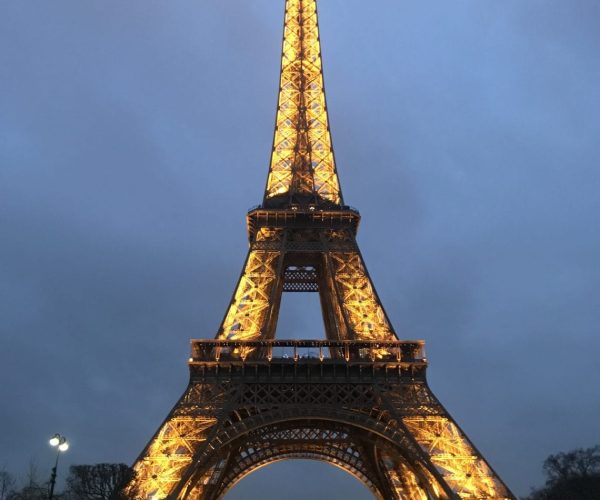 Tour-Eiffel-1140x1520